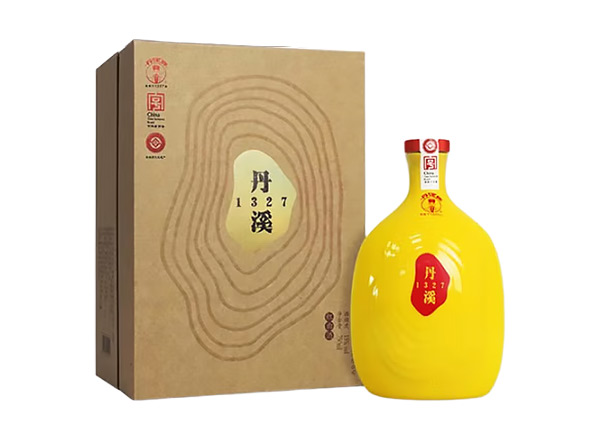 本溪丹溪黄酒回收丹溪1327红曲黄酒五星黄15年