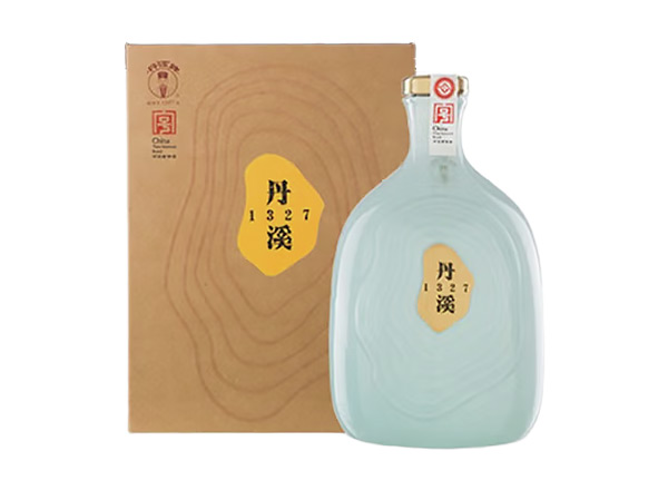 本溪丹溪1327红曲黄酒回收丹溪青瓷15年